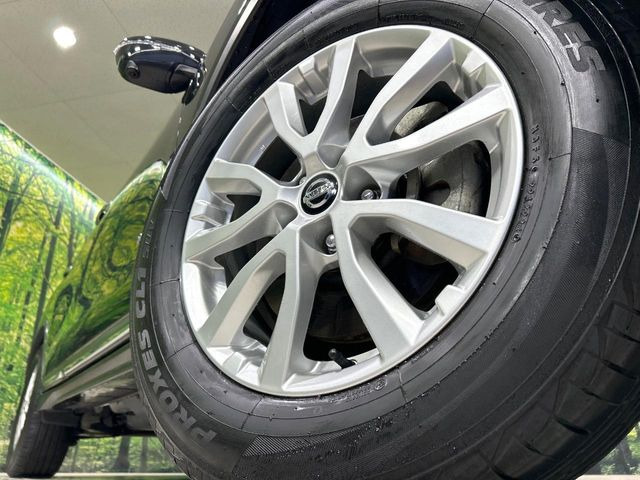 �y����17�C���`�A���~�z�C�[���z�O�ςɃ}�b�`���������A���~�z�C�[���𑕒����Ă���܂��B�e��ЊO�A���~�z�C�[����A�X�^�b�h���X�^�C�����戵�����Ă���܂��B���񂲑��k����������