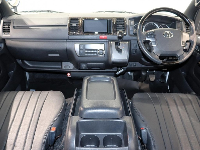 ハイエースバン2.8 スーパーGL ダークプライムII ロング ディーゼル 4WD