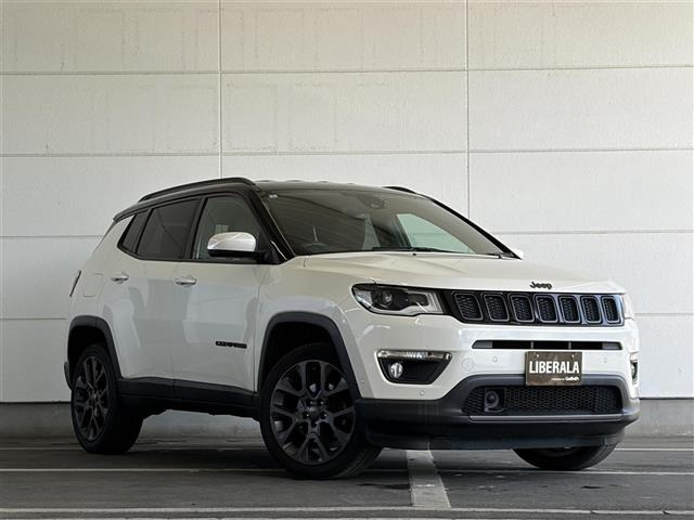 コンパスS モデル 4WD