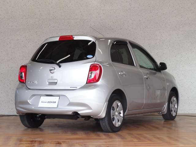 マーチ1.2 X FOUR Vセレクション 4WD