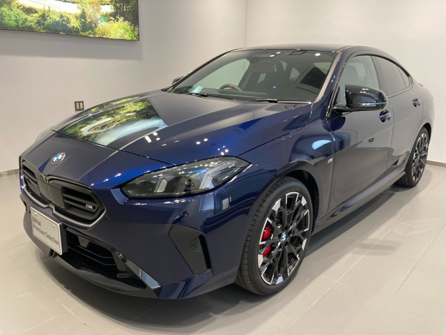 2シリーズグランクーペM235 xドライブ 4WD