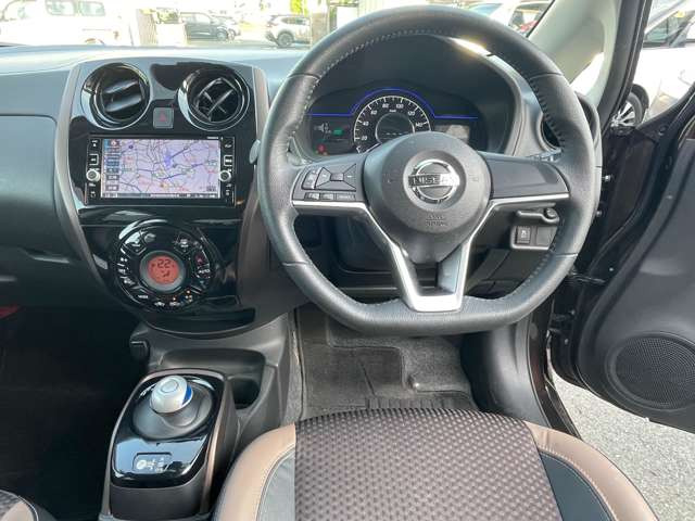 ノート1.2 e-POWER メダリスト