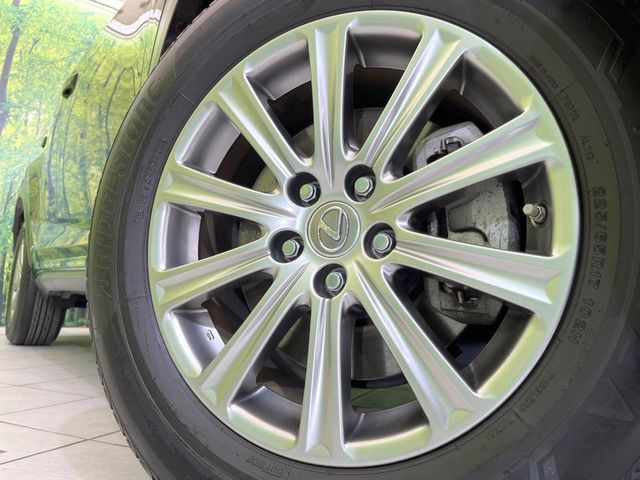 �y����17�C���`�A���~�z�C�[���z�O�ςɃ}�b�`���������A���~�z�C�[���𑕒����Ă���܂��B�e��ЊO�A���~�z�C�[����A�X�^�b�h���X�^�C�����戵�����Ă���܂��B���񂲑��k������