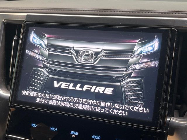 �y����10�^�i�r�z�l�C�̏����i�r�𑕔����Ă���܂��B�i�r�̎g���₷���͂������A�I�[�f�B�I�@�\���[��!�L�����v�◷�s�͂������A�ʋ΂┃�����ȂǕ��i�̃h���C�u���y�����Ȃ�͂���