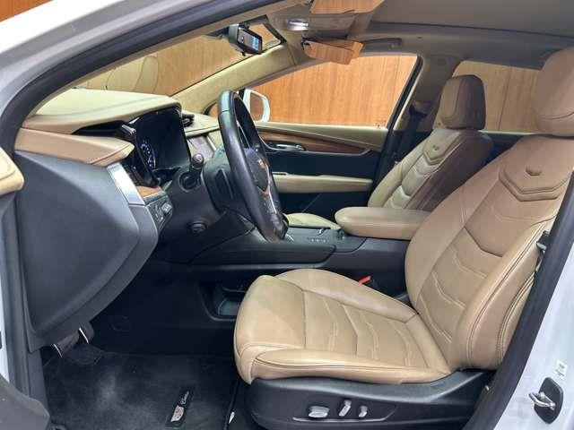 XT5クロスオーバープラチナム 4WD