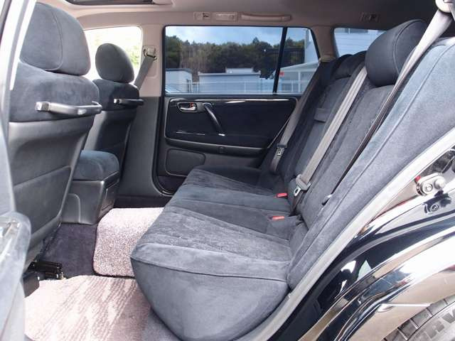 �S���ł����䂵���f�ڂ���Ă��Ȃ��A�X���[�gE2000cc���f���̃J�X�^���ԗ�������!�󏭉��l�̍����T�����[�t�𑕔����A�A���S�X�^�ԍ�t�p�AWORK���[�����C��18AW�ɉ����^�C��4�{�V�i�����ς�