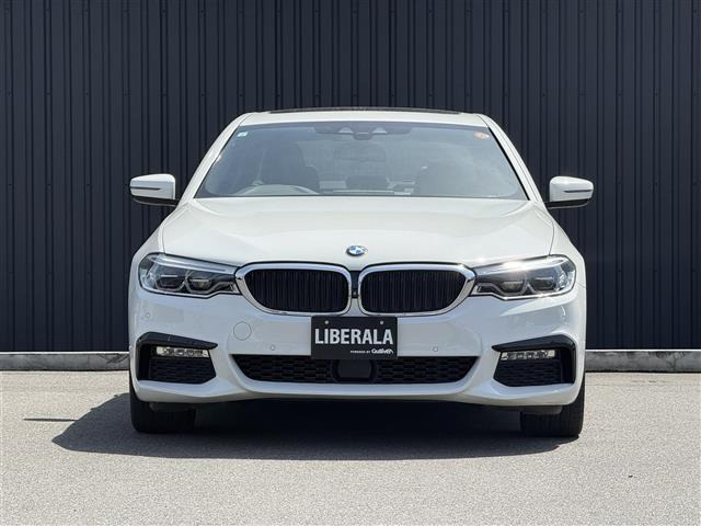 5シリーズセダン530i