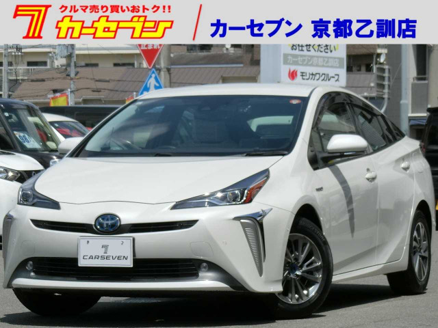 プリウス1.8 A E-Four 4WD