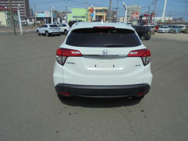 ヴェゼル1.5 X ホンダセンシング 4WD
