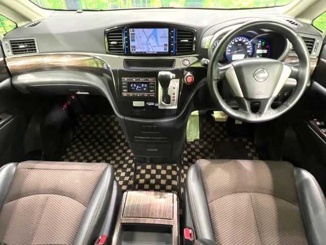 エルグランド2.5 250ハイウェイスター アーバンクロム