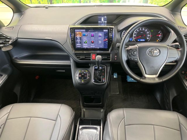 ヴォクシー2.0 ZS 煌