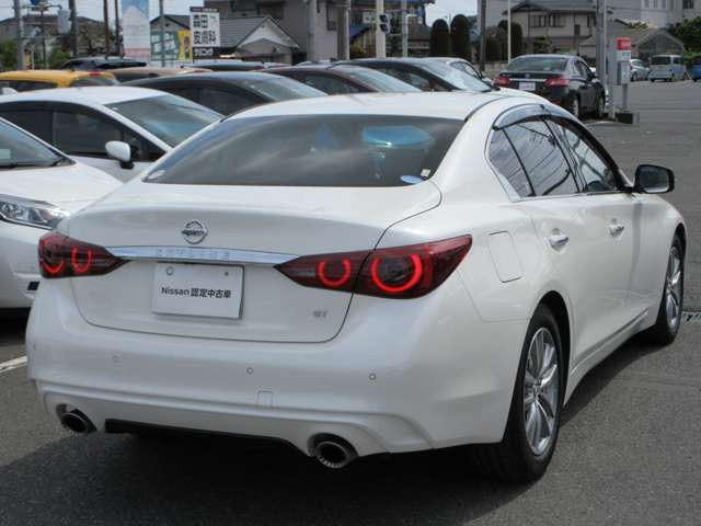 スカイライン3.0 GT