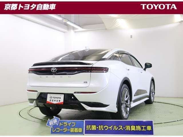クラウンクロスオーバー2.5 G レザー パッケージ E-Four 4WD