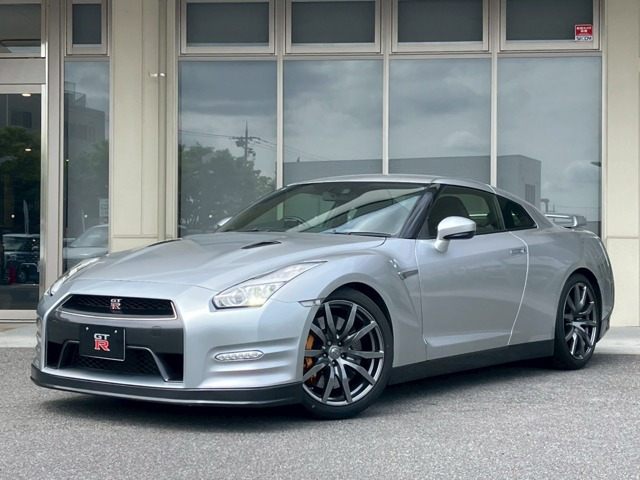 GT-R3.8 ピュアエディション 4WD