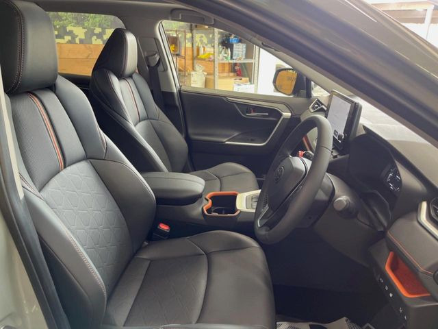 �y���烌�U�[�V�[�g�z����̂ӂ���肪�e�ՂŃ����e�i���X�����ȒP�ȁA�@�\���ɗD��鍇����v���̗p�����㎿�ȃV�[�g�ł��B����S�n���悭�A���������ӂ��S�n�ǂ��ԓ���Ԃ����o���Ă���܂��B