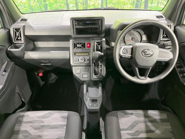 タフトX