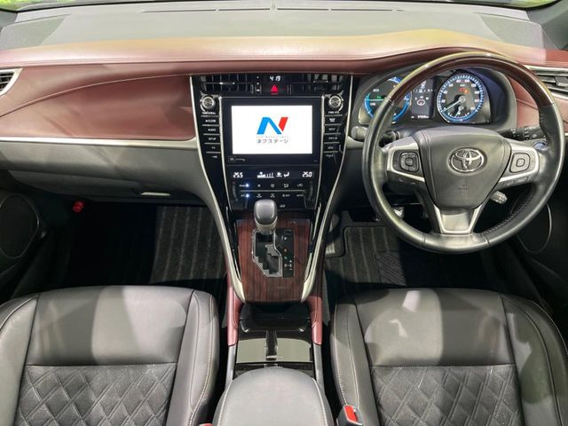 ハリアー2.5 ハイブリッド E-Four プレミアム アドバンスドパッケージ 4WD