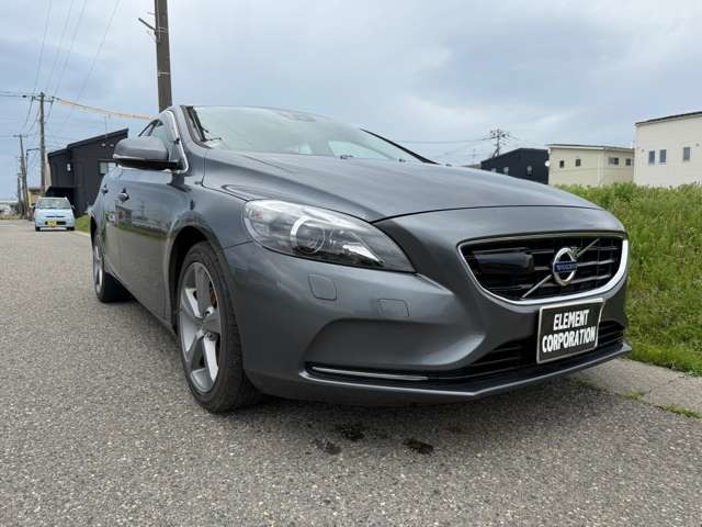 V40T4 SE