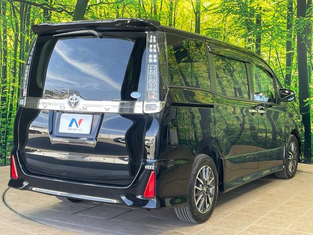 トヨタ ヴォクシー 2.0 ZS 煌II 172.0万円 平成29年(2017年) 沖縄県