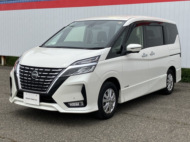 セレナ2.0 ハイウェイスターV 4WD