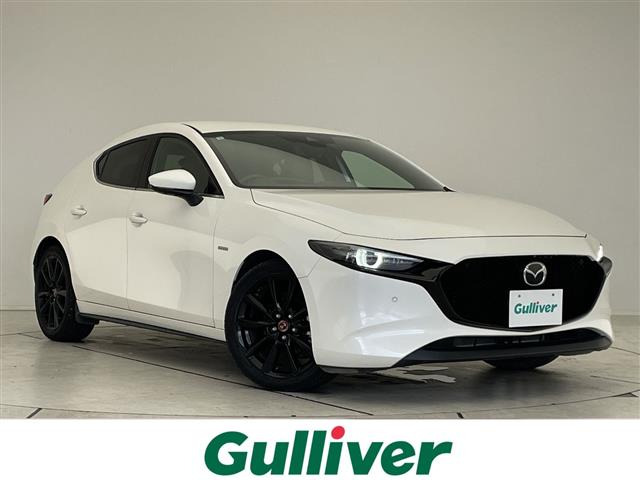 MAZDA3ファストバック1.5 15S 100周年特別記念車