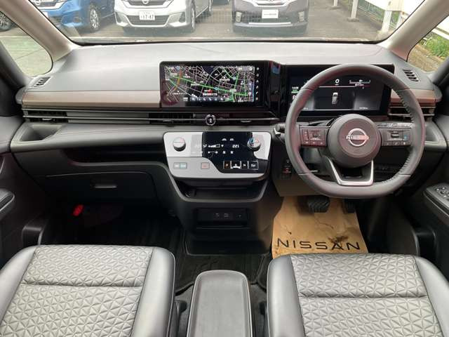 セレナ1.4 e-POWER ハイウェイスターV
