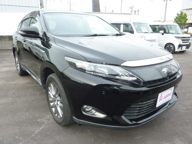 ハリアー2.5 ハイブリッド E-Four プレミアム アドバンスドパッケージ 4WD