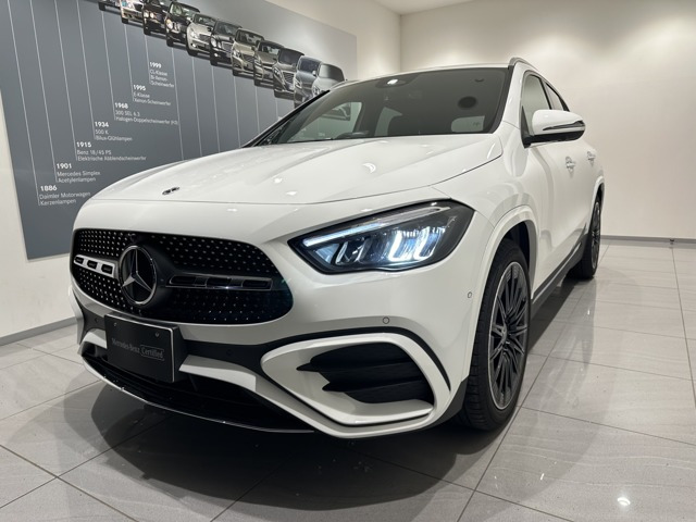 GLAクラスGLA200 d 4マチック アーバン スターズ 4WD