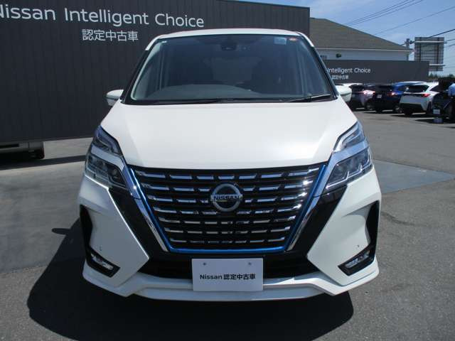 セレナ1.2 e-POWER ハイウェイスターV