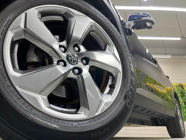 �y�����A���~�z�C�[���z�O�ςɃ}�b�`���������A���~�z�C�[���𑕒����Ă���܂��B�e��ЊO�A���~�z�C�[����A�X�^�b�h���X�^�C�����戵�����Ă���܂��B���񂲑��k����������