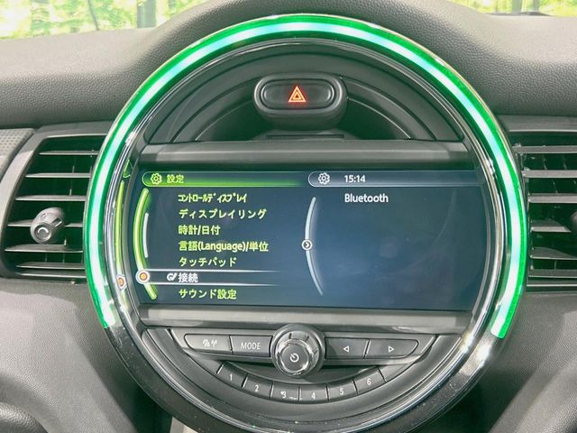 ��Bluetooth:���莝���̃X�}�[�g�t�H���ȂǂƐڑ����A�n���Y�t���[�ʘb��Տꊴ����~���[�W�b�N�Đ������y���݂��������܂��B�����ڑ��ł��̂Ŕς킵��������܂����