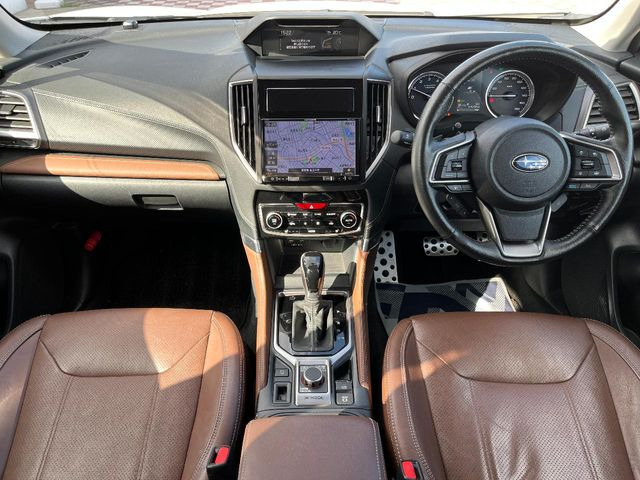 フォレスター2.0 アドバンス 4WD