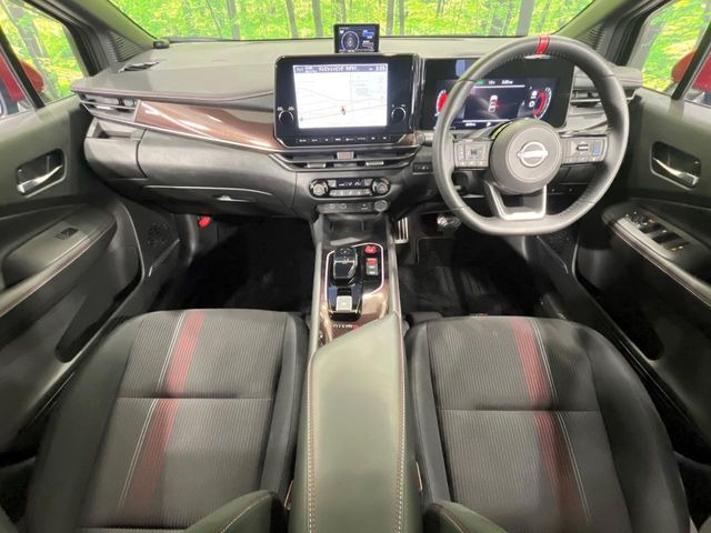 ノートオーラ1.2 NISMO チューンド e-POWER 4WD