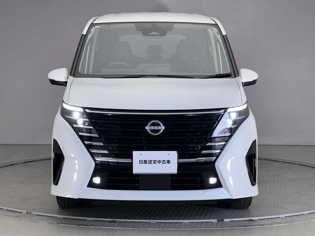 セレナ1.4 e-POWER ハイウェイスターV