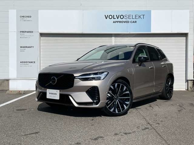 XC60ウルトラ T6 AWD プラグイン ハイブリッド 4WD