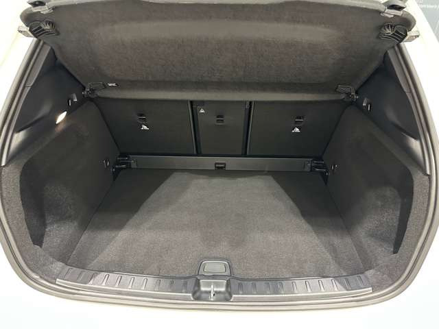 GLAクラスGLA200 d 4マチック アーバン スターズ 4WD