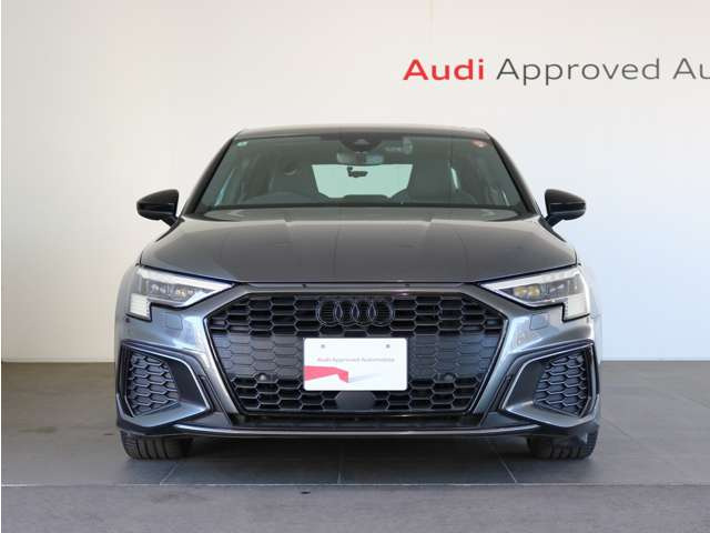A3セダン30 TFSI Sライン