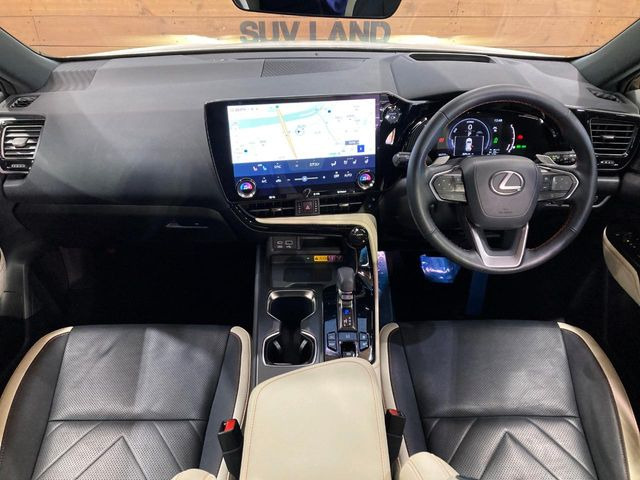 NX450hプラス バージョンL 4WD