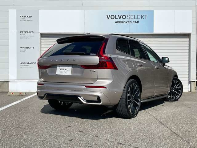 XC60ウルトラ T6 AWD プラグイン ハイブリッド 4WD