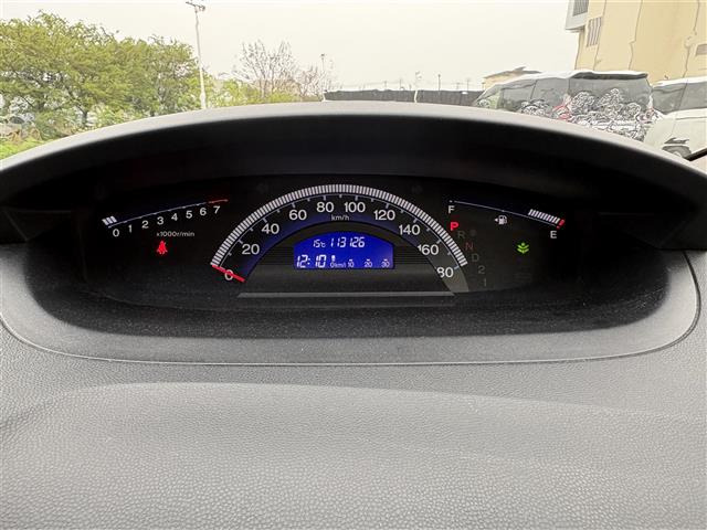 フリード1.5 G ジャストセレクション 4WD