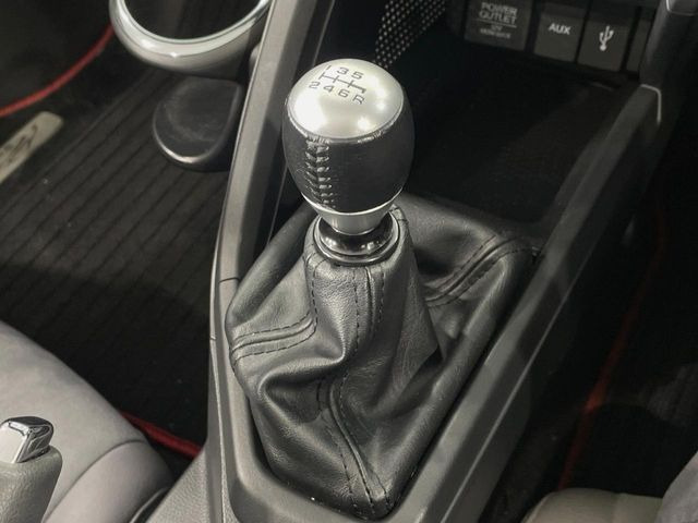 【フロア6速MT】走りの6速MT!!スポーティーな走行をお楽しみいただけます♪