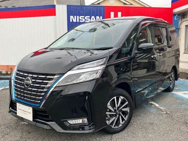 セレナ1.2 e-POWER ハイウェイスターV