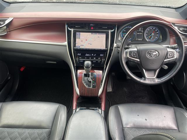 ハリアー2.5 ハイブリッド E-Four エレガンス 4WD