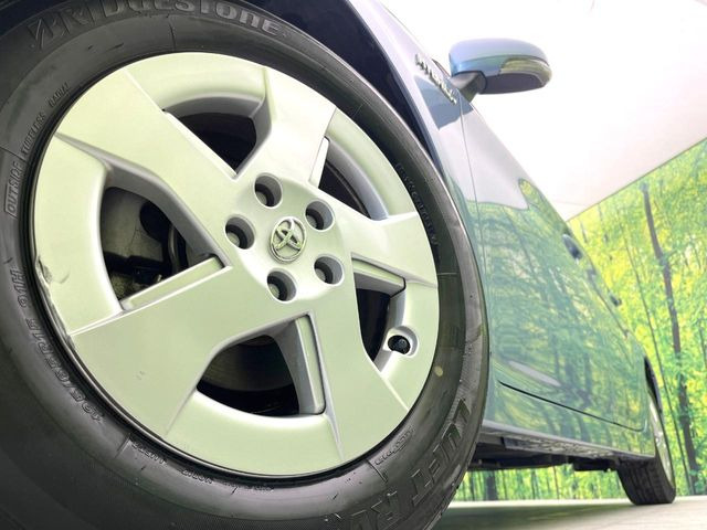 �y����15�C���`�A���~�z�C�[���z�O�ςɃ}�b�`���������A���~�z�C�[���𑕒����Ă���܂��B�e��ЊO�A���~�z�C�[����A�X�^�b�h���X�^�C�����戵�����Ă���܂��B���񂲑��k����������