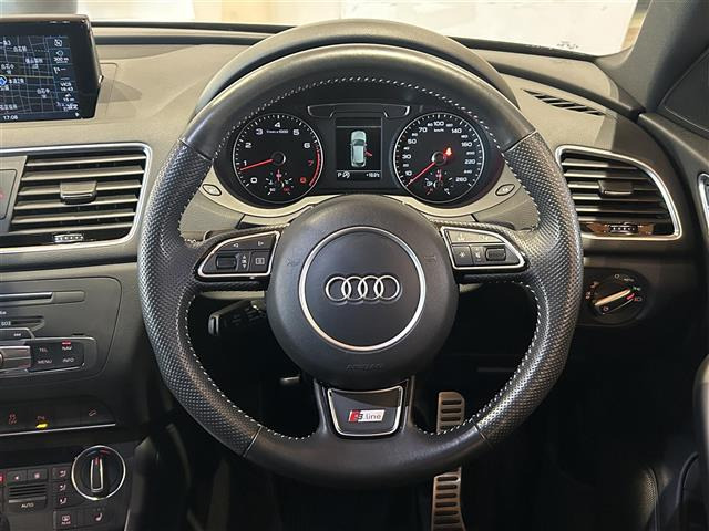 Q32.0 TFSI クワトロ 180PS 4WD
