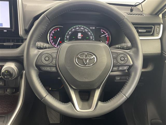 RAV42.0 G 4WD
