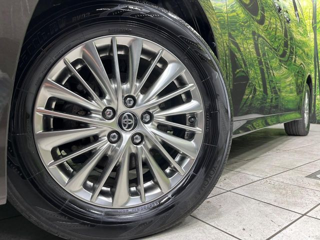 �y����17�C���`�A���~�z�C�[���z�O�ςɃ}�b�`���������A���~�z�C�[���𑕒����Ă���܂��B�e��ЊO�A���~�z�C�[����A�X�^�b�h���X�^�C�����戵�����Ă���܂��B���񂲑��k����������