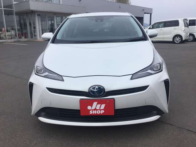 プリウス1.8 S E-Four 4WD
