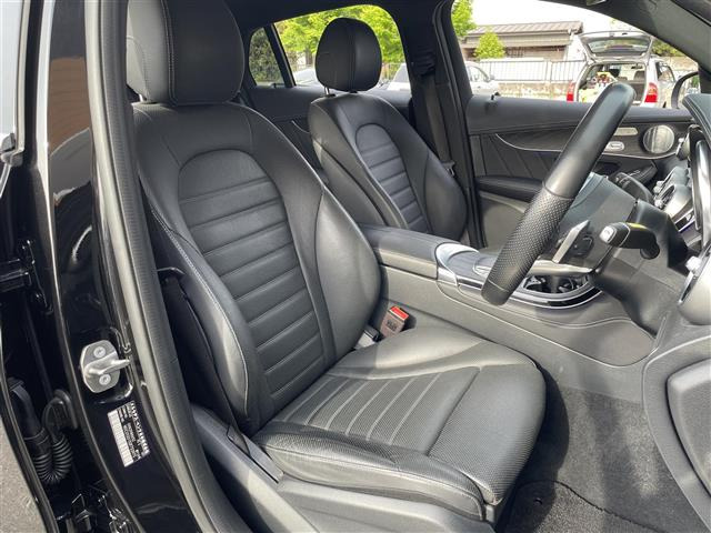 GLCクーペ220d 4マチック スポーツ 本革仕様 4WD