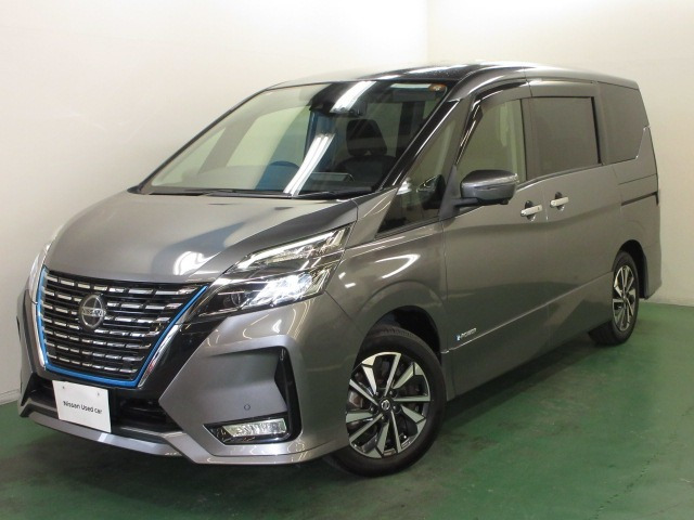 セレナ1.2 e-POWER ハイウェイスターV